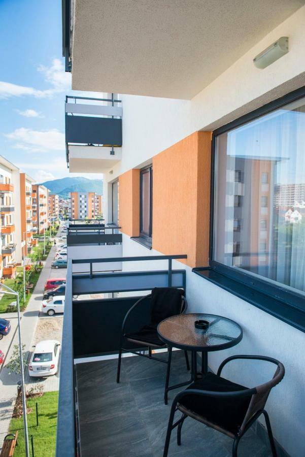 Friendly Rentals Braşov Exteriör bild